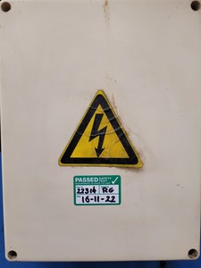 Thumbnail image of Chester UK 8" Metal Cutting Bandsaw  Model: RF-812N - Band Saw