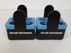 Thumbnail image of Sorvall Centrifuge RT6000 D w/ 3600rpm Rotor, Buckets & Inserts Lab