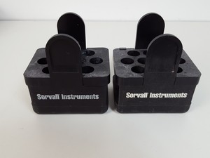Thumbnail image of Sorvall Centrifuge RT6000 D w/ 3600rpm Rotor, Buckets & Inserts Lab