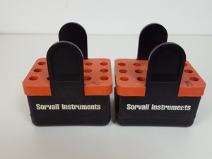 Thumbnail image of Sorvall Centrifuge RT6000 D w/ 3600rpm Rotor, Buckets & Inserts Lab