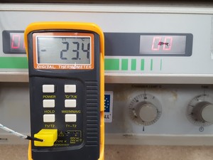 Thumbnail image of Sorvall Centrifuge RT6000 D w/ 3600rpm Rotor, Buckets & Inserts Lab