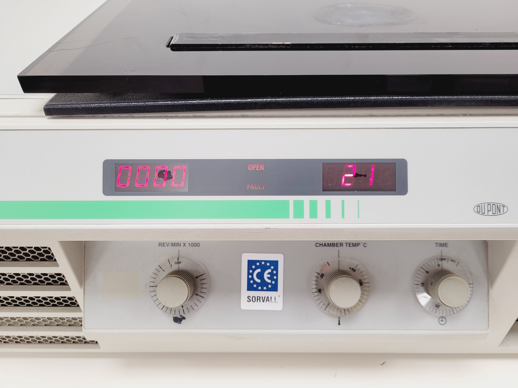 Image of Sorvall Centrifuge RT6000 D w/ 3600rpm Rotor, Buckets & Inserts Lab
