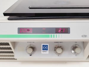 Thumbnail image of Sorvall Centrifuge RT6000 D w/ 3600rpm Rotor, Buckets & Inserts Lab