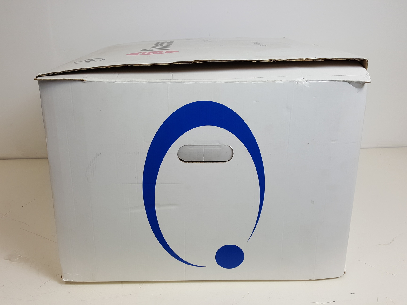 Image of Laser Quantum Finesse, FPU 35 Power Supply & Cooling Plate Lab