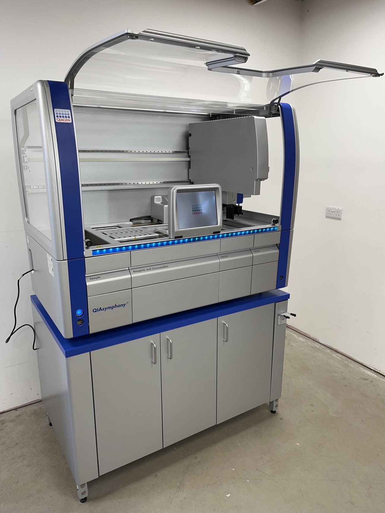 Image of Qiagen QIAsymphony Nucleic Acid Purification System - Sample Preperation Lab