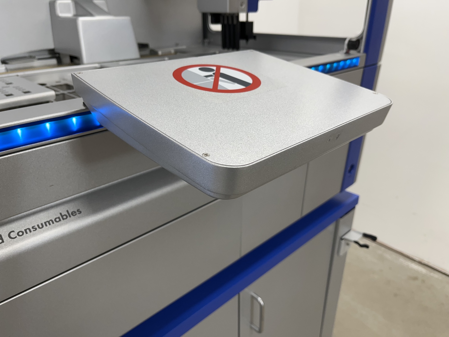 Image of Qiagen QIAsymphony Nucleic Acid Purification System - Sample Preperation Lab