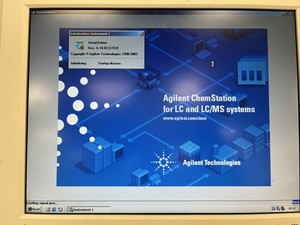 Thumbnail image of Hewlett Packard 1050 HPLC System with PC & Software Lab