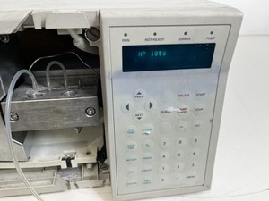 Thumbnail image of Hewlett Packard 1050 HPLC System with PC & Software Lab