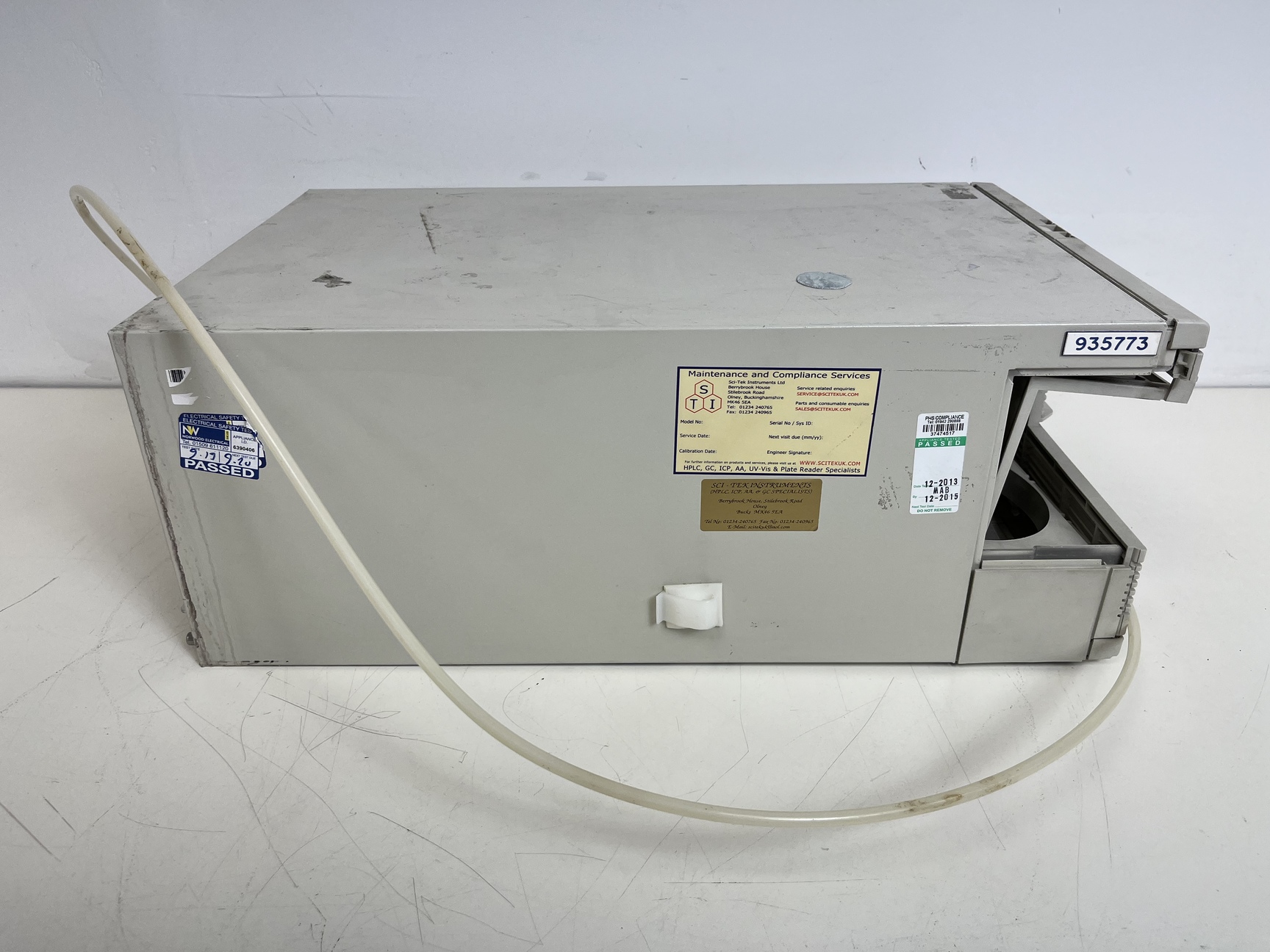 Image of Hewlett Packard 1050 HPLC System with PC & Software Lab