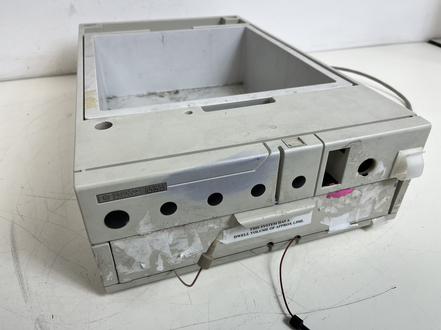 Image of Hewlett Packard 1050 HPLC System with PC & Software Lab