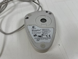 Thumbnail image of Hewlett Packard 1050 HPLC System with PC & Software Lab