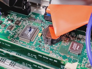 Thumbnail image of LEICA Confocal Microscope System Parts TCS SP - Lasers - Power Supply - Software