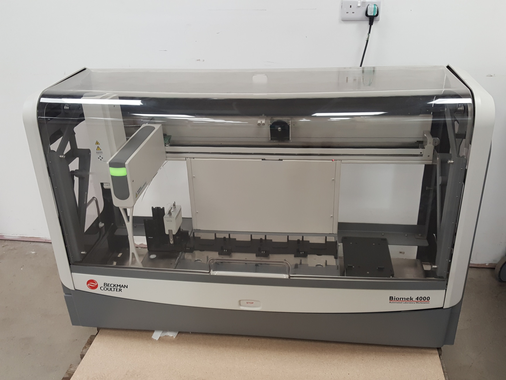 Image of Beckman Coulter Biomek 4000 (2015) Automated Laboratory Workstation PC Software 