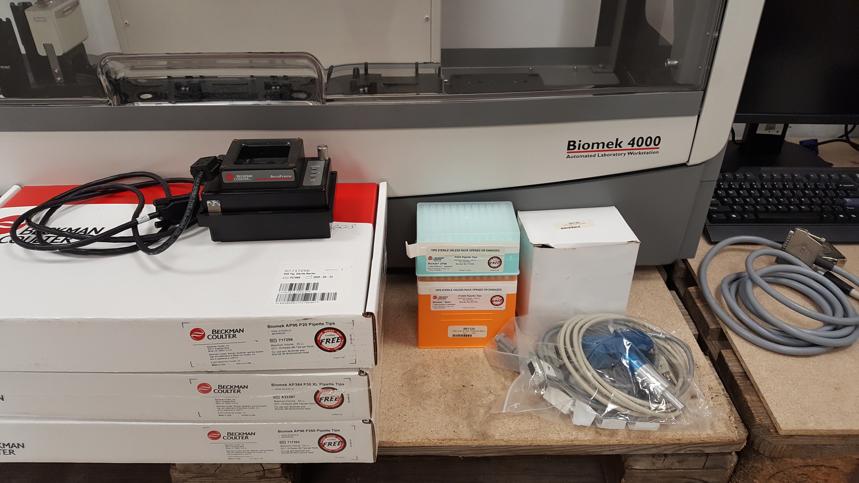 Image of Beckman Coulter Biomek 4000 (2015) Automated Laboratory Workstation PC Software 