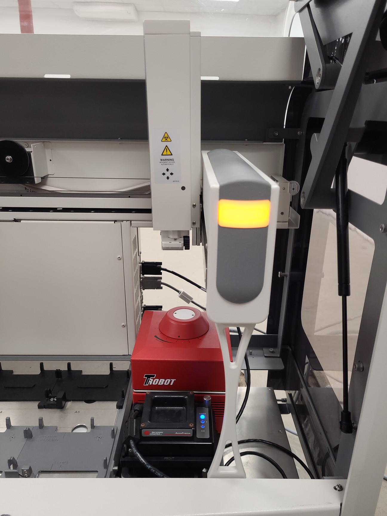 Image of Beckman Coulter Biomek 4000 (2015) Automated Laboratory Workstation PC Software 