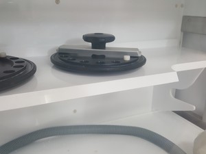 Thumbnail image of Invivo 2 Hypoxia Workstation 500 w/ Ruskinn Hypoxic Gas Mixer Lab Faulty