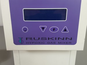 Thumbnail image of Invivo 2 Hypoxia Workstation 500 w/ Ruskinn Hypoxic Gas Mixer Lab Faulty
