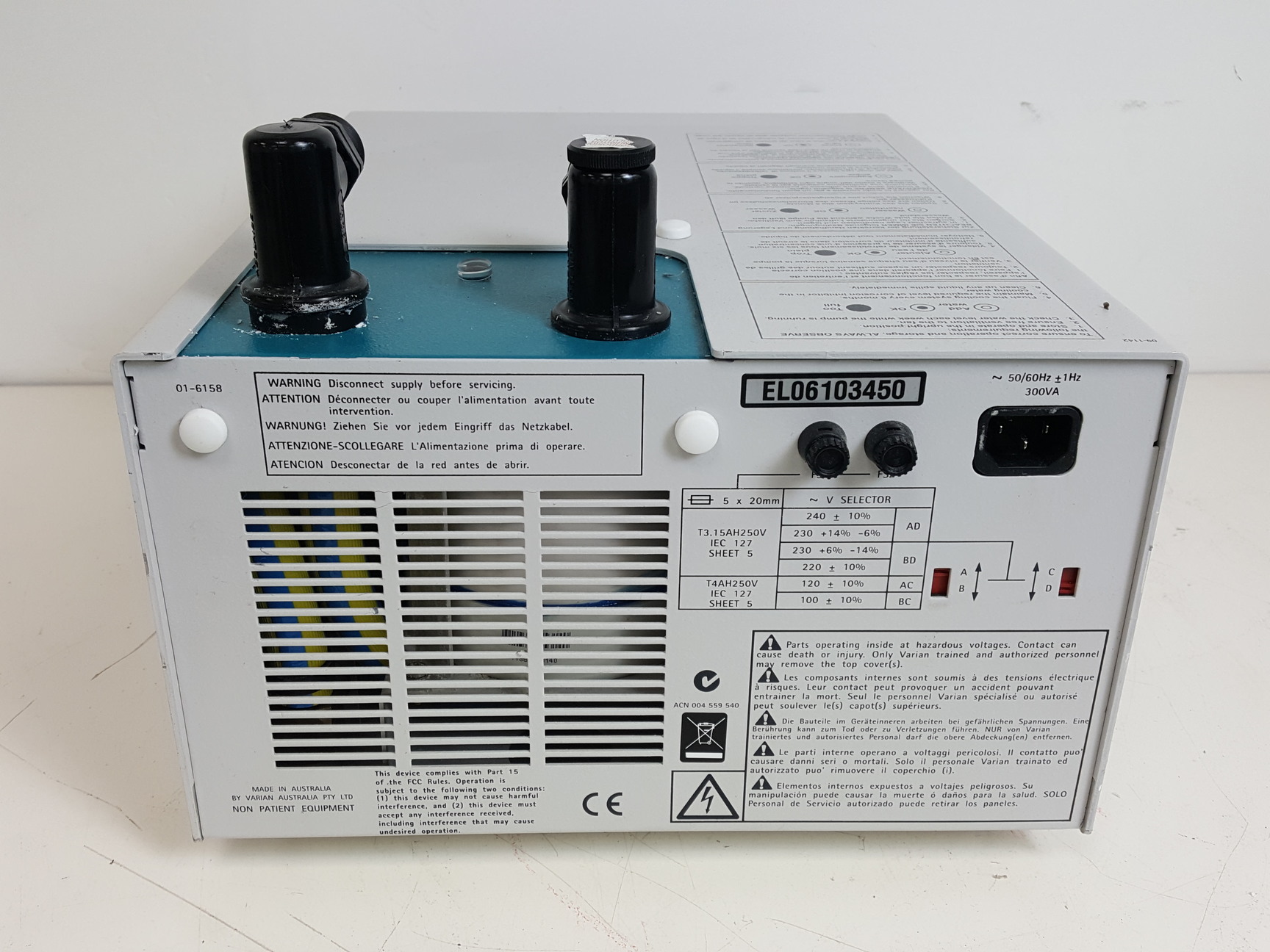 Image of Varian Cary 4000 UV-VIS High Reference Spectrophotometer Lab