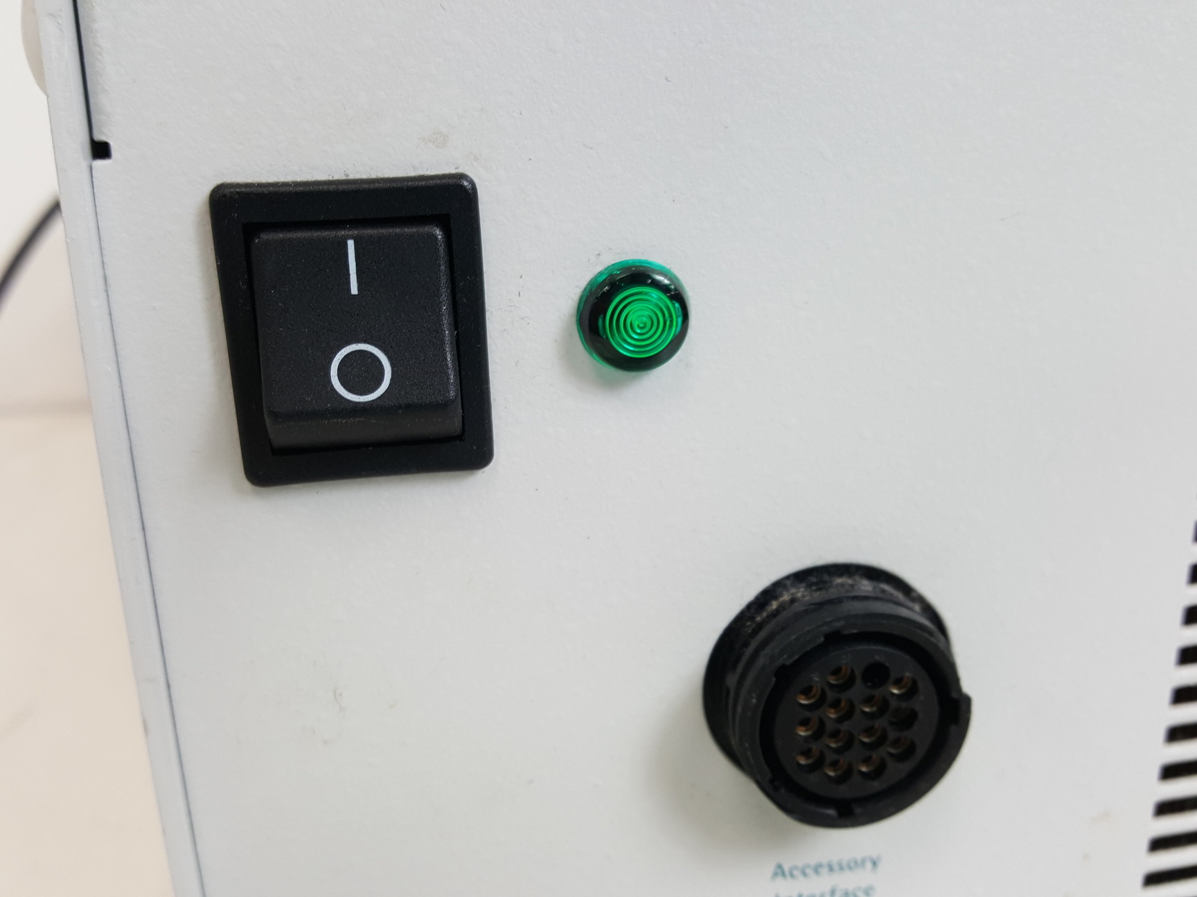 Image of Varian Cary 4000 UV-VIS High Reference Spectrophotometer Lab