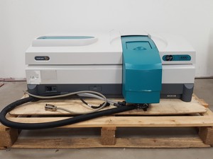 Thumbnail image of Varian Cary 4000 UV-VIS High Reference Spectrophotometer Lab