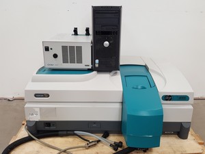 Thumbnail image of Varian Cary 4000 UV-VIS High Reference Spectrophotometer Lab