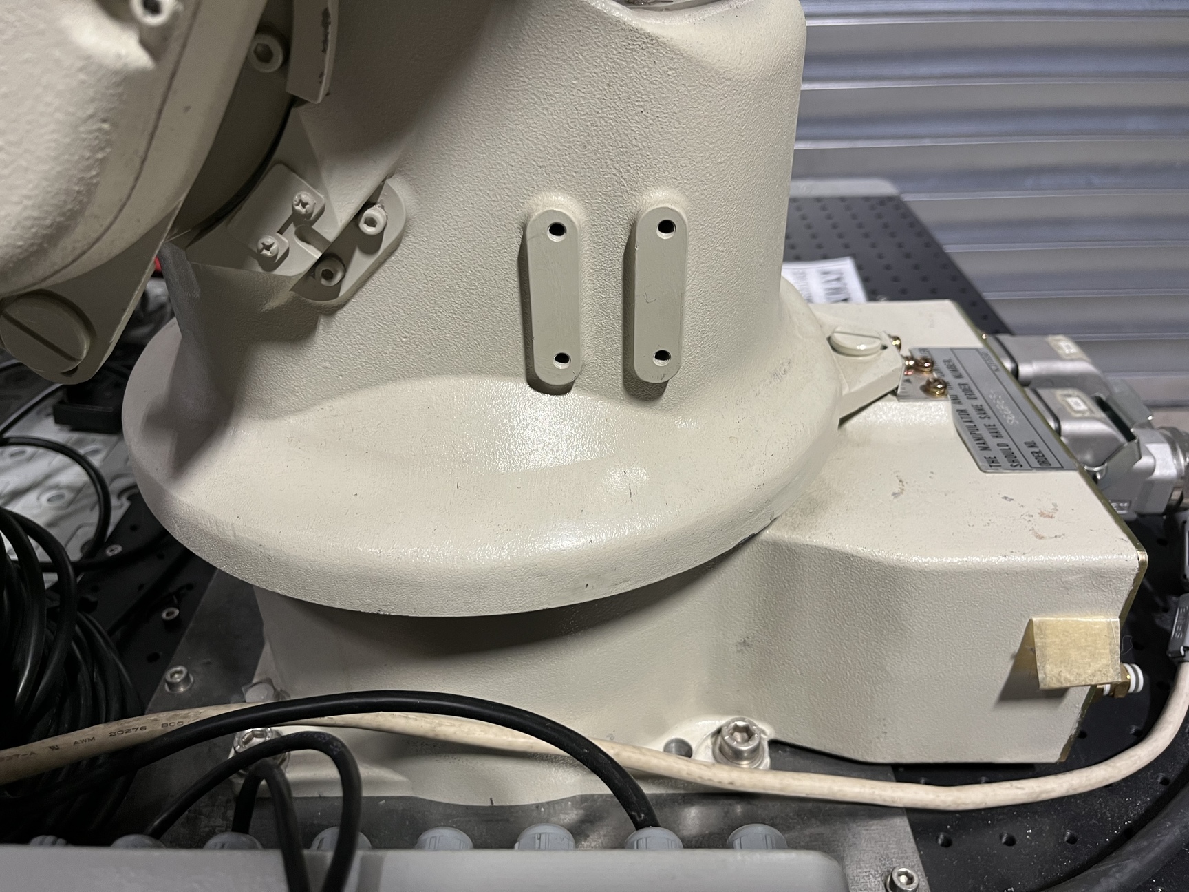 Image of Yaskawa Motoman Robot Robotics Arm + Controller & Safety Caging, YR-HP3XF-B03