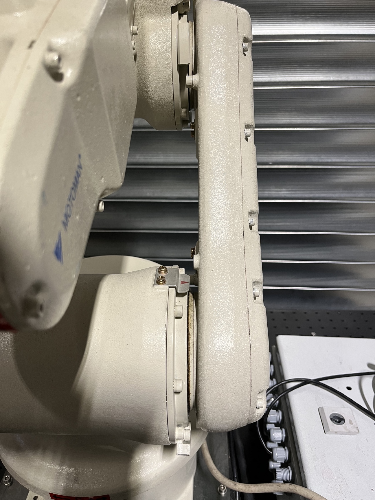 Image of Yaskawa Motoman Robot Robotics Arm + Controller & Safety Caging, YR-HP3XF-B03