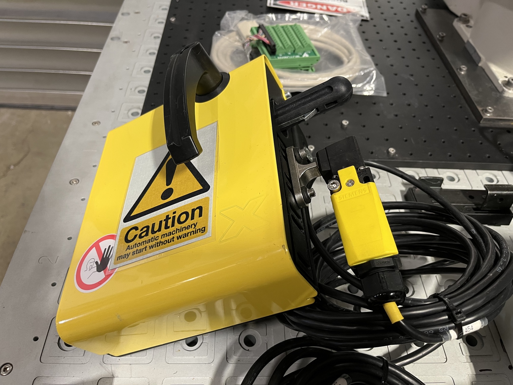 Image of Yaskawa Motoman Robot Robotics Arm + Controller & Safety Caging, YR-HP3XF-B03