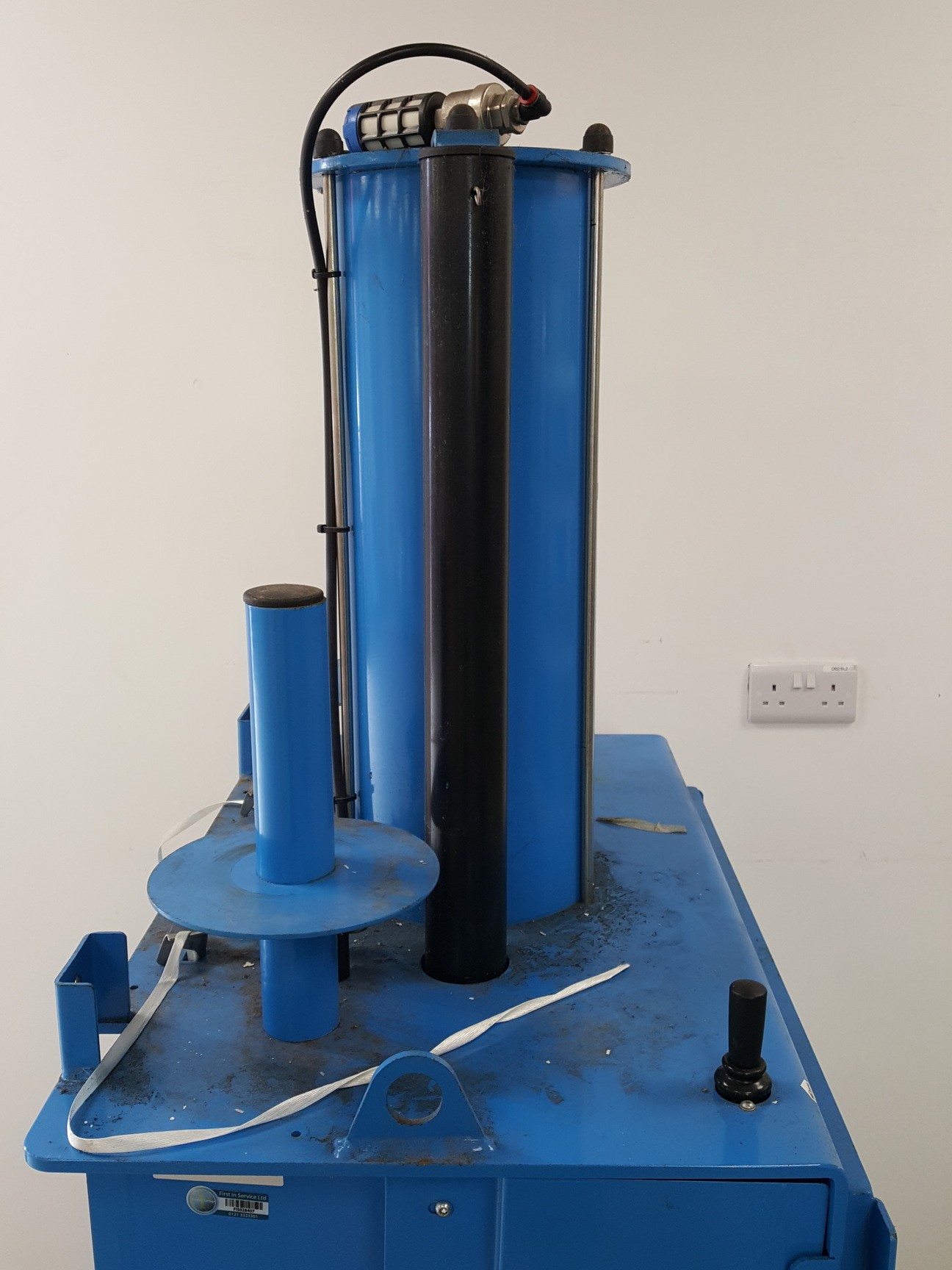 Image of Mil-tek Cardboard & Plastic Baler  Model - CP 102 HD