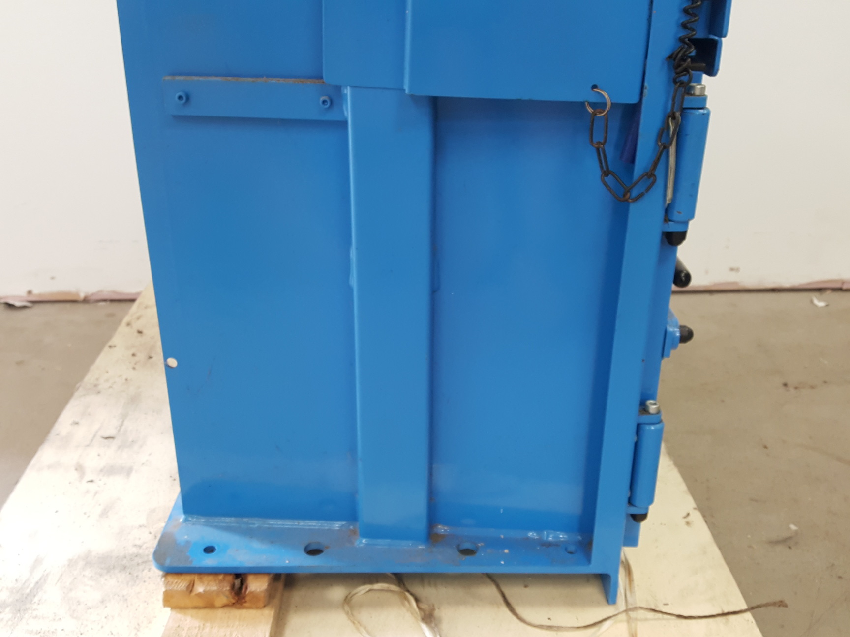 Image of Mil-tek Cardboard & Plastic Baler  Model - CP 102 HD