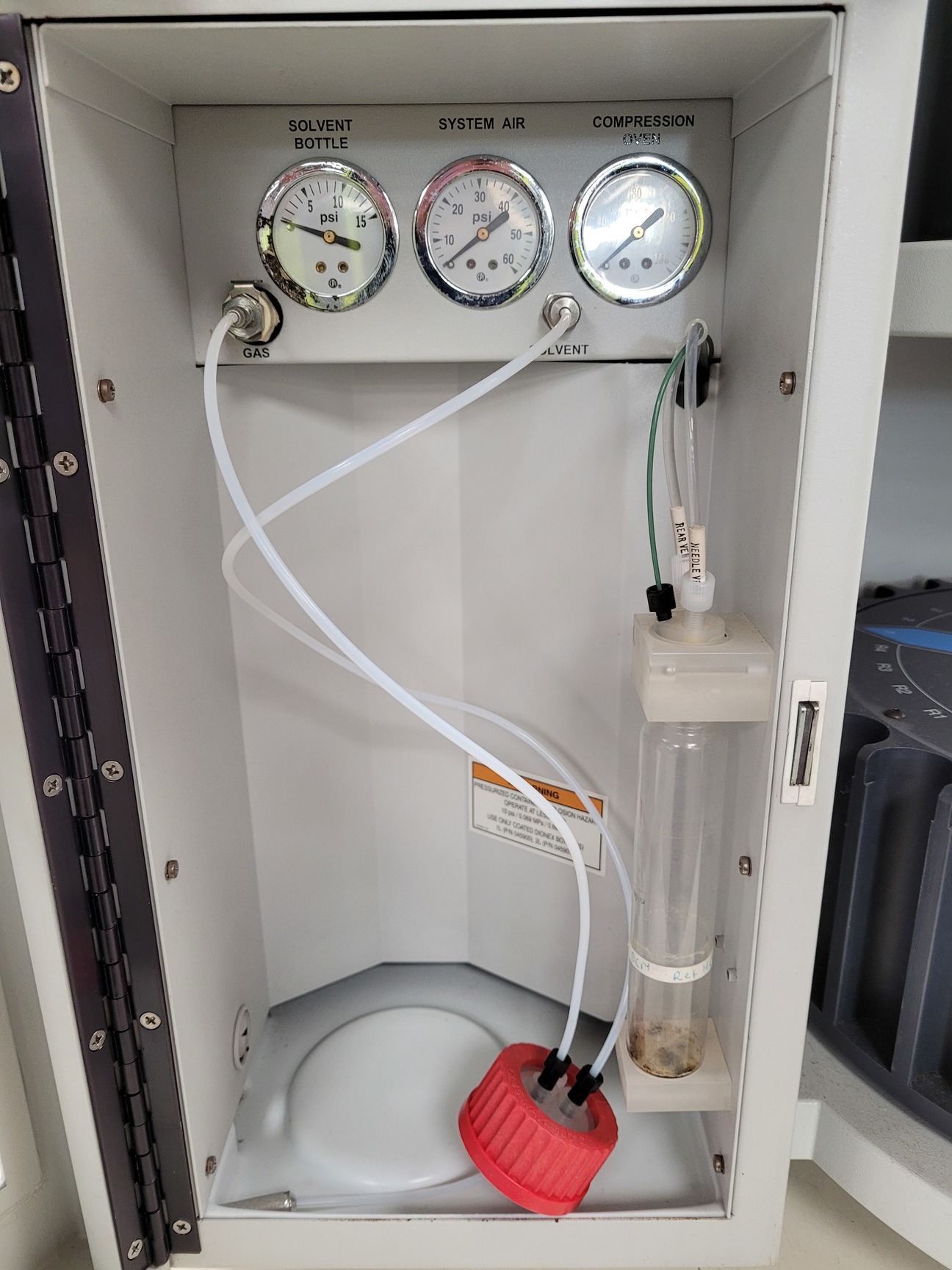 Image of Dionex ASE Accelerated Solvent Extractor Model - ASE 200E Lab