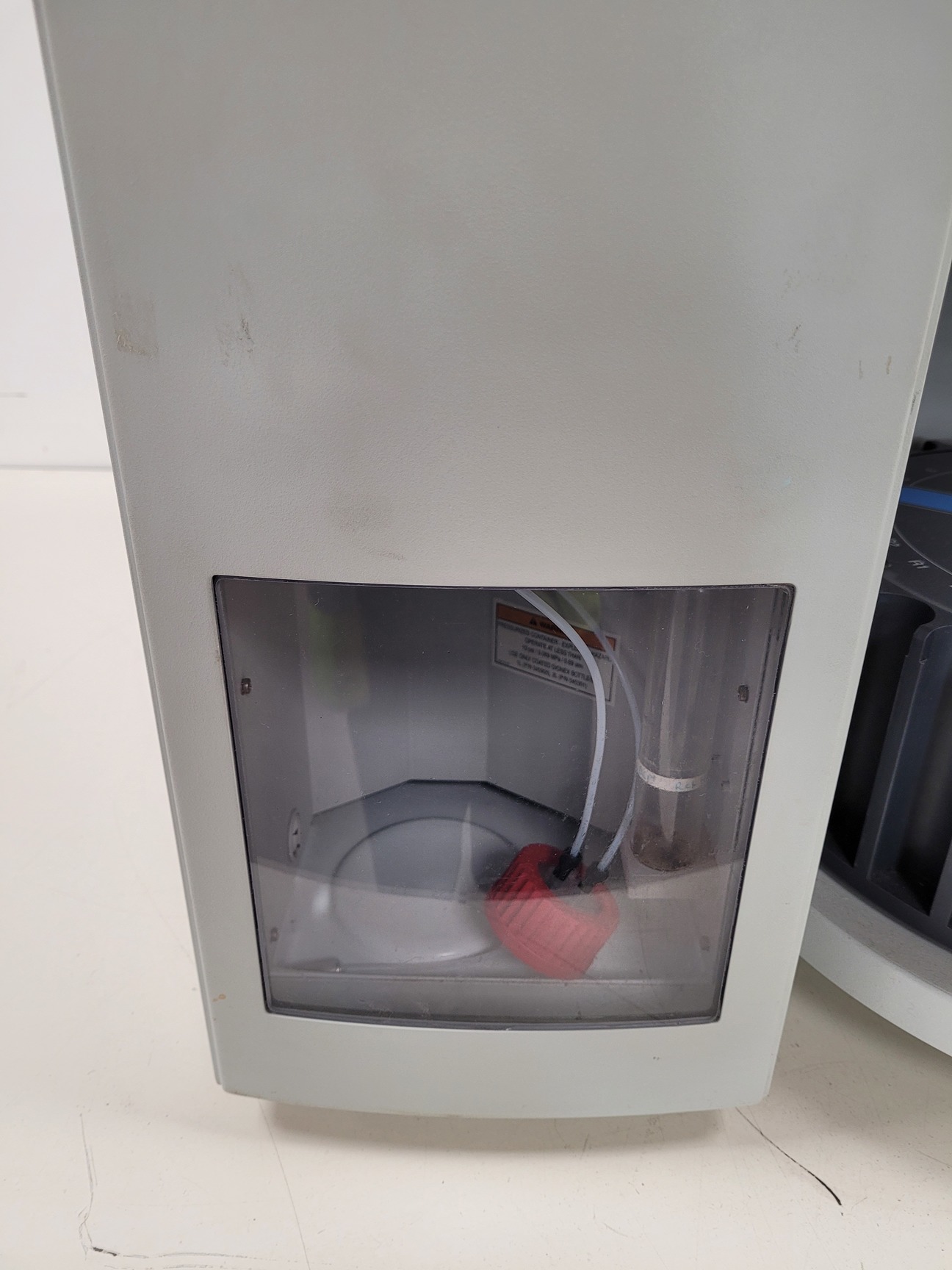 Image of Dionex ASE Accelerated Solvent Extractor Model - ASE 200E Lab
