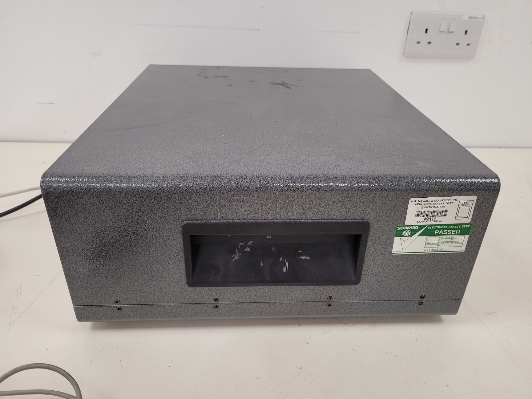 Image of isel Automation Controller C116-4 with Linear Positioners Lab