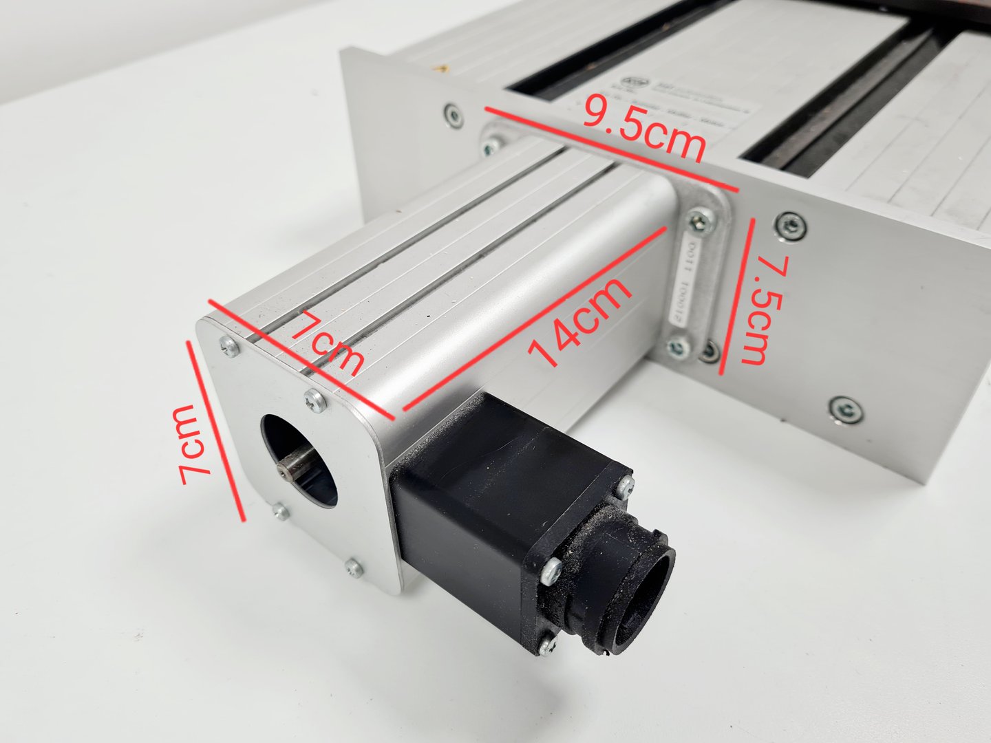 Image of isel Automation Controller C116-4 with Linear Positioners Lab