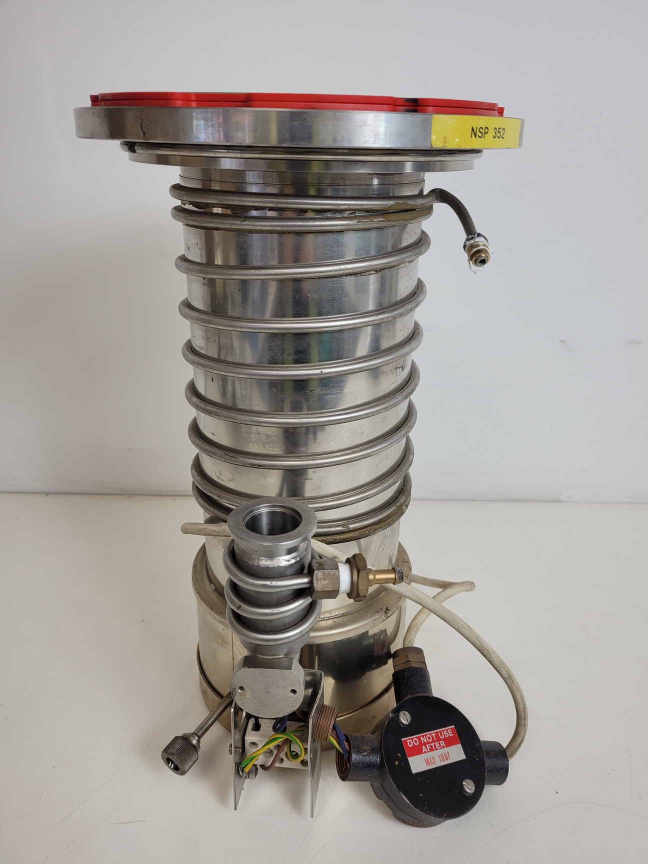 Image of Edwards Diffstak Oil Diffusion SP 352 Pump Lab