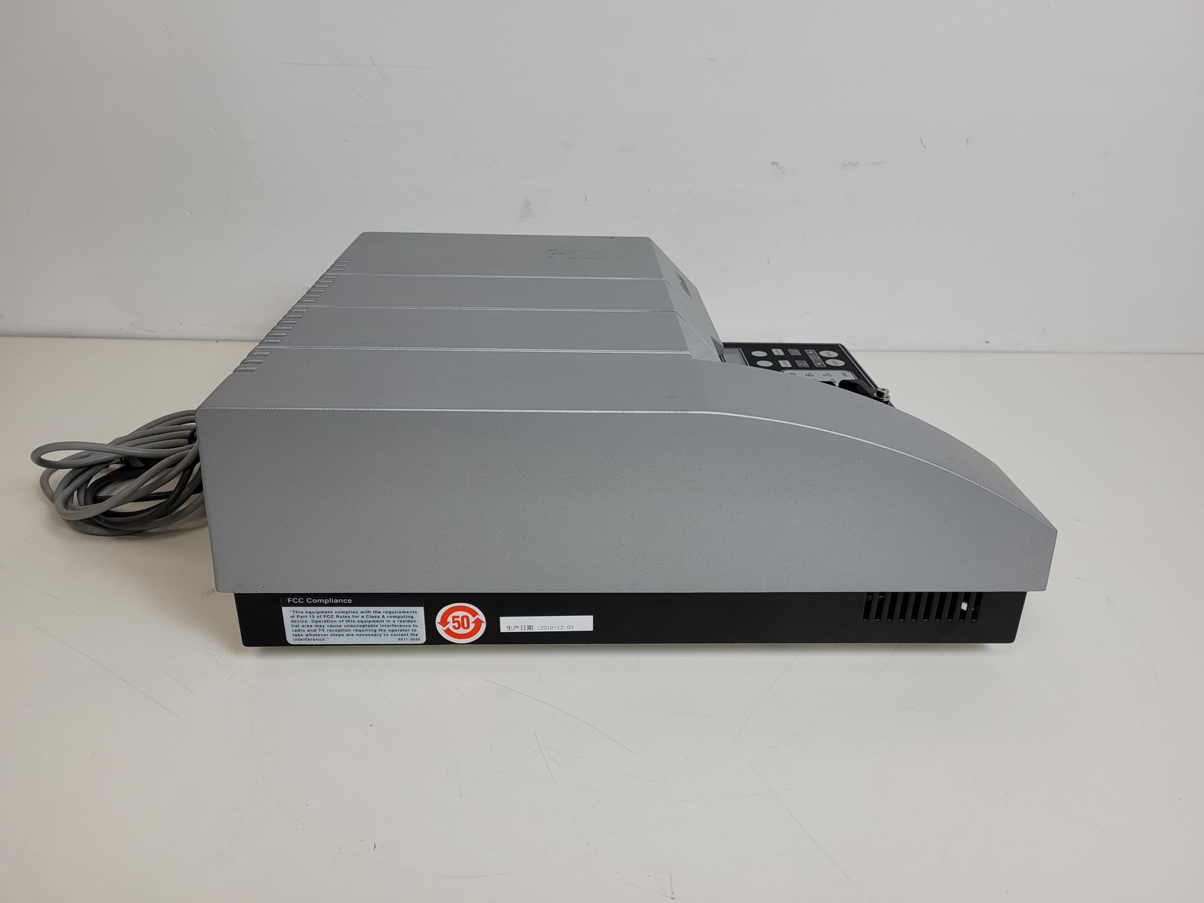 Image of BioTek ELx800 Microplate Reader Lab