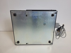 Thumbnail image of BioTek ELx800 Microplate Reader Lab