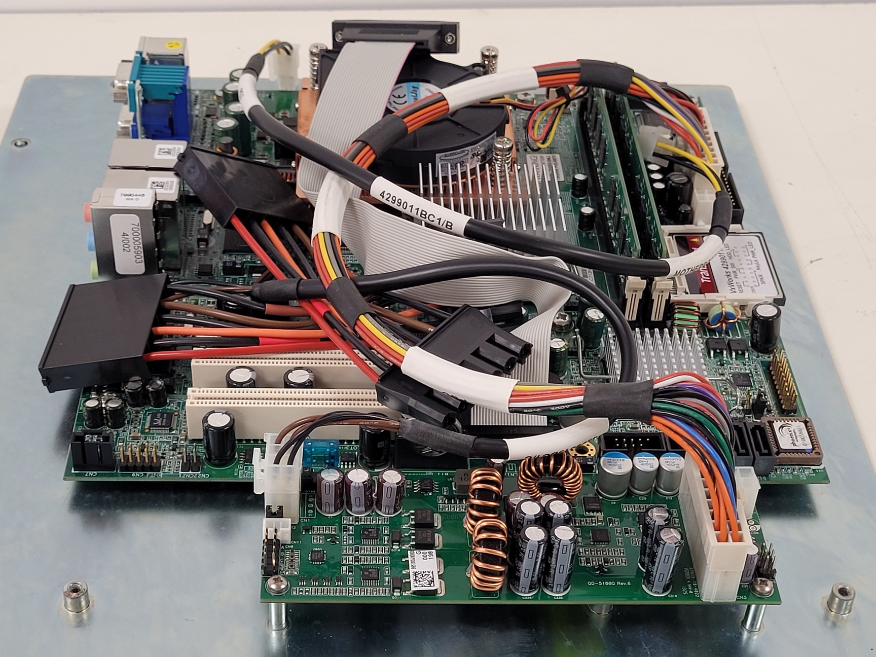 Image of Waters Embedded PC ASSY  Part no. AMI-WAT-12G003  Cust Part no. 700005903 Lab