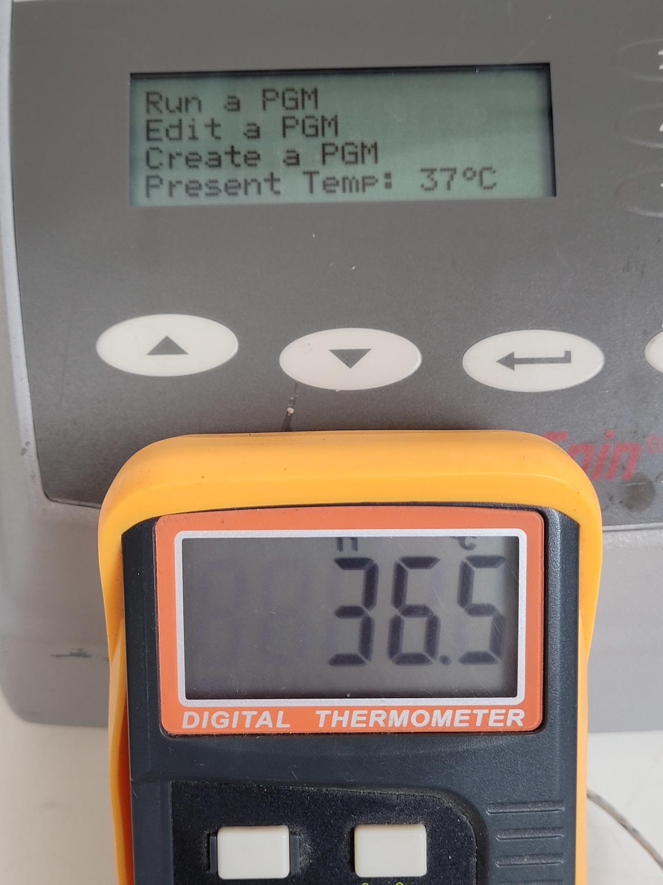 Image of Abbott Molecular ThermoBrite StatSpin  Model - S500-24 Lab