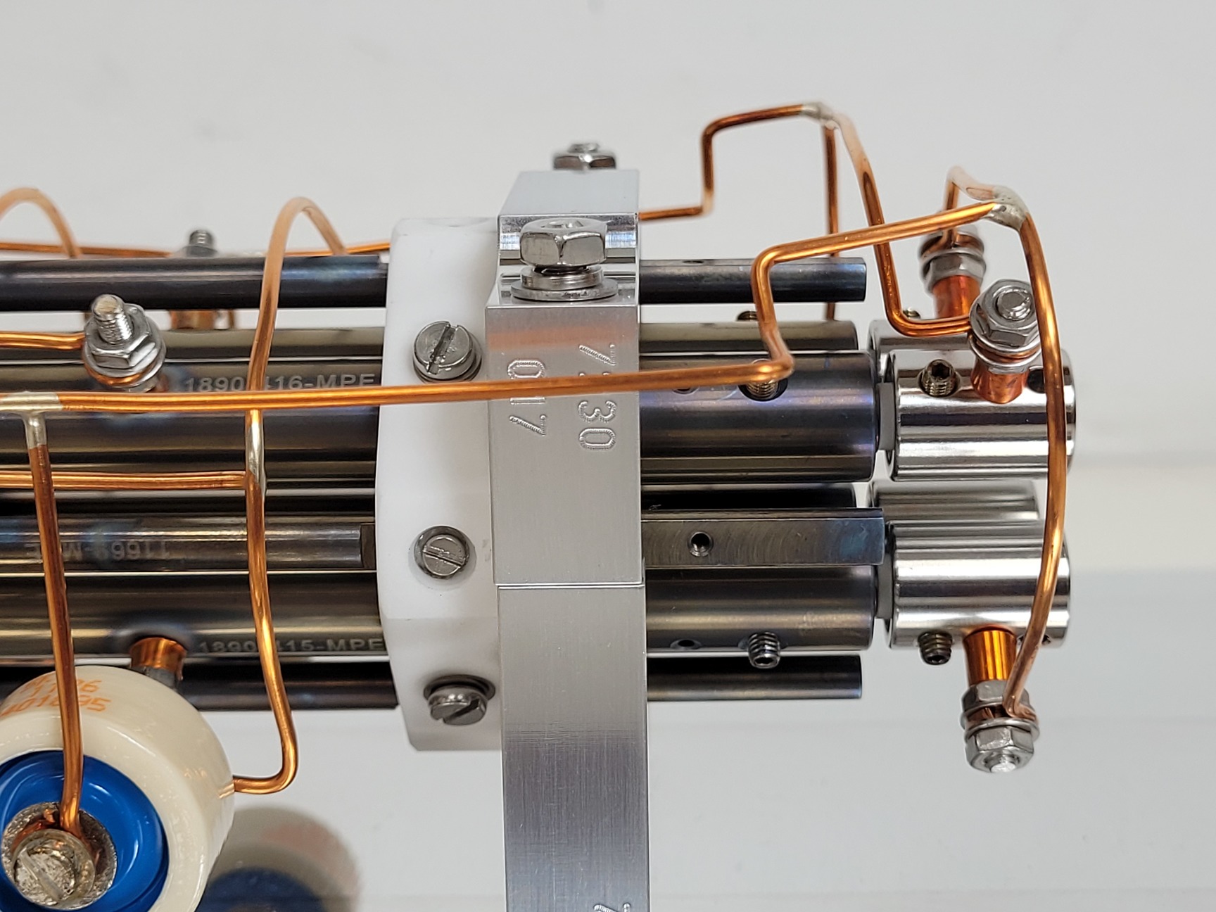 Image of Waters Wired Quad Assembly  Part no. 700004180 Lab