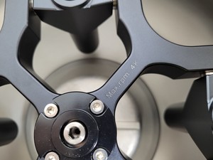 Thumbnail image of GLO GT416 Low-Speed Benchtop Laboratory Centrifuge with GRS-10-4 Rotor lab