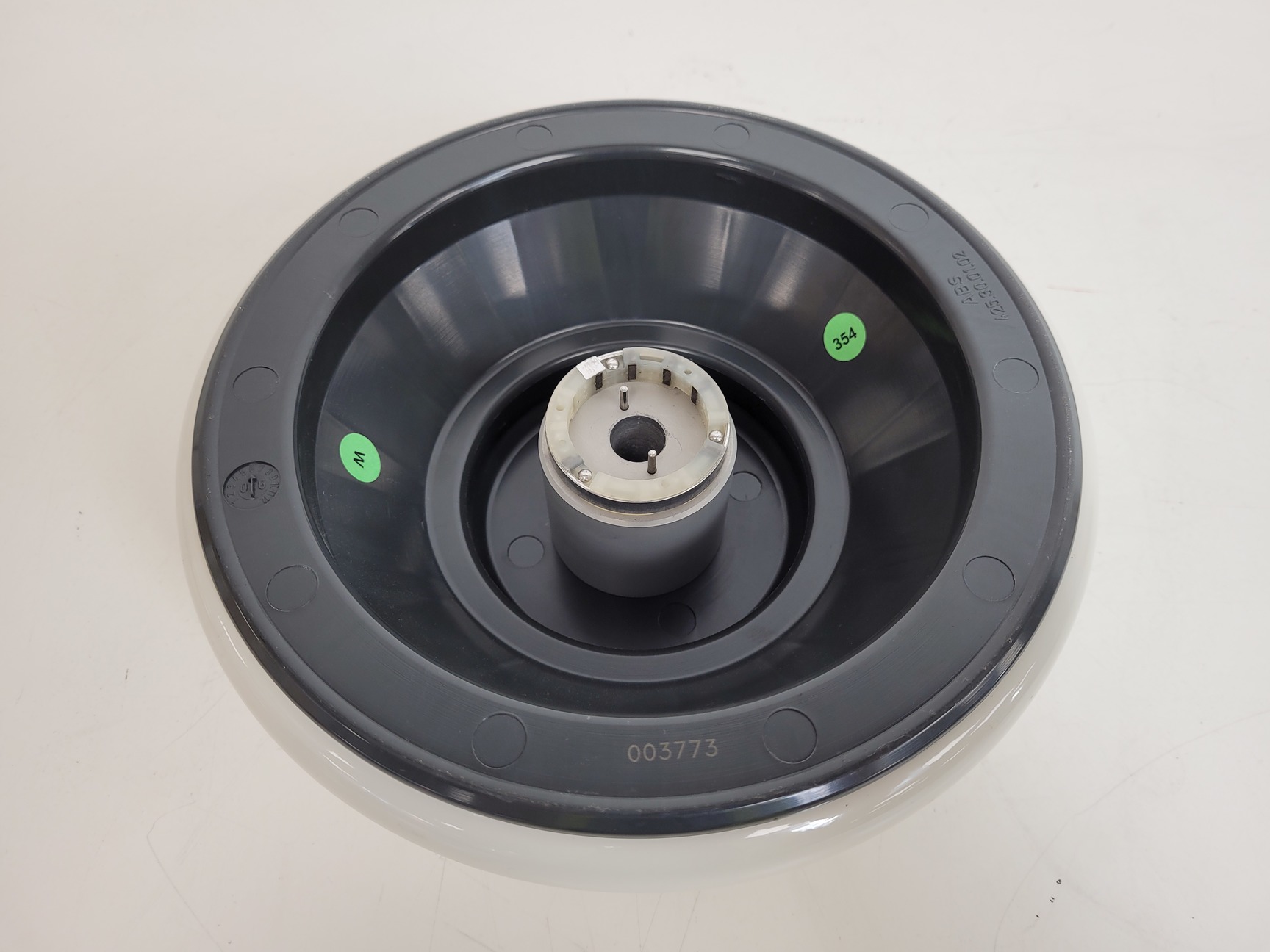 Image of Hettich Zentrifugen Angled Rotor  No. 1015 6000rpm  12 x 35g 15ml Tube Slots Lab