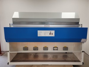 Thumbnail image of Walker 2140mm Wide Vertical Laminar Flow Cabinet (2008 YOM) Lab Recirculating