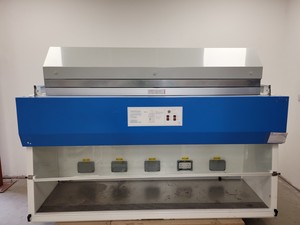 Thumbnail image of Walker 2140mm Wide Vertical Laminar Flow Cabinet (2008 YOM) Lab Recirculating
