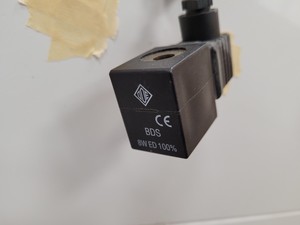Thumbnail image of Walker 2140mm Wide Vertical Laminar Flow Cabinet (2008 YOM) Lab Recirculating
