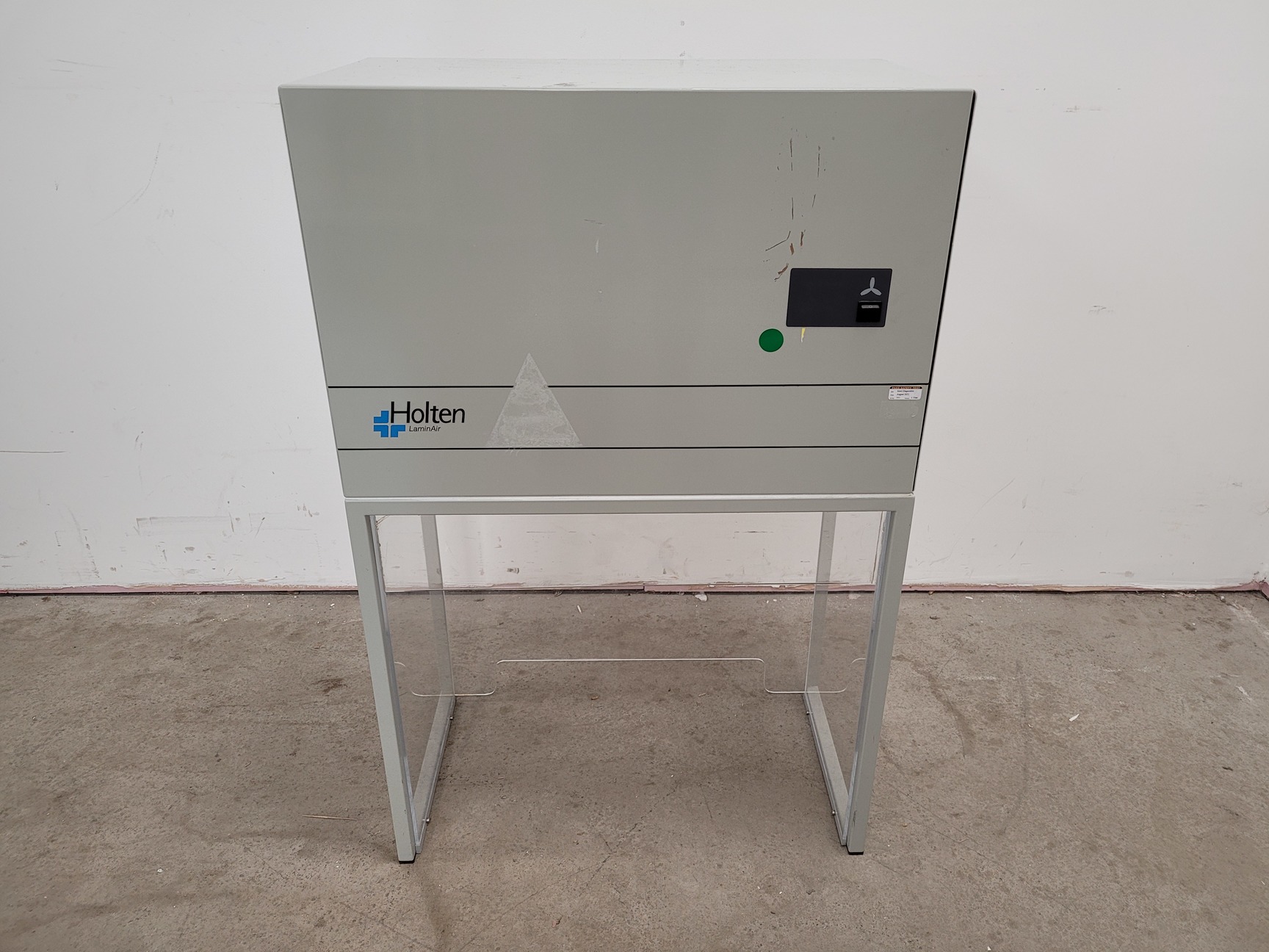 Image of Holten LaminAir Type - HV MINI 3 Benchtop Vertical Laminar Flow Cabinet Lab