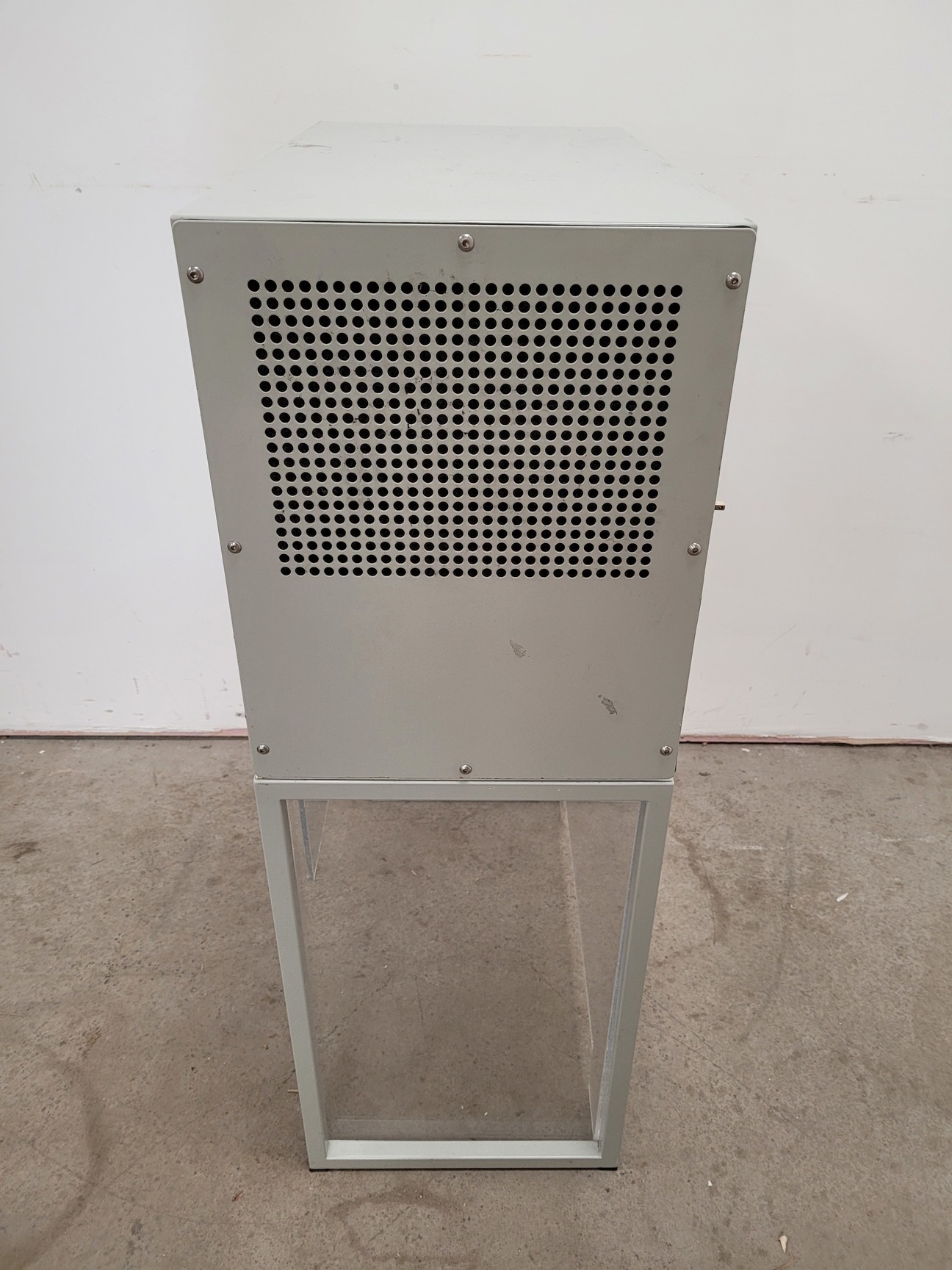 Image of Holten LaminAir Type - HV MINI 3 Benchtop Vertical Laminar Flow Cabinet Lab