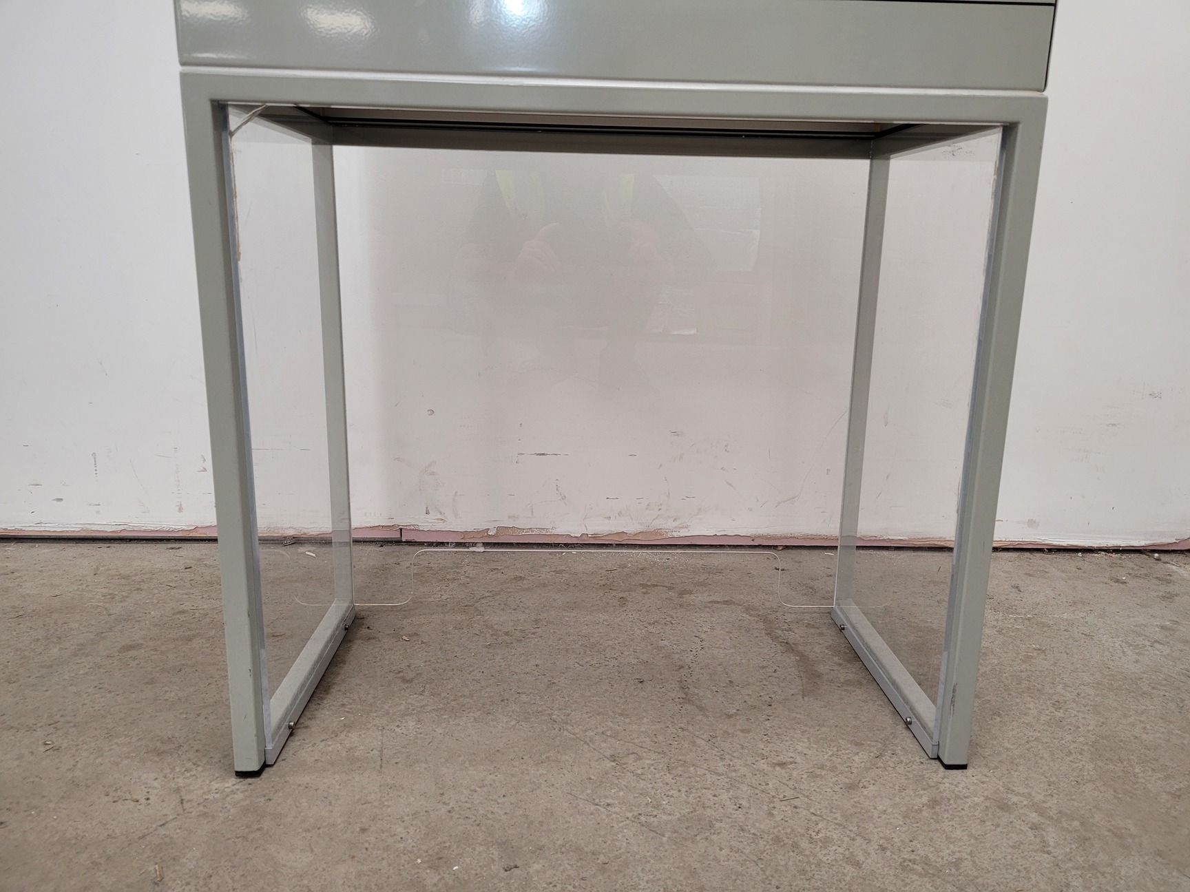 Image of Holten LaminAir Type - HV MINI 3 Benchtop Vertical Laminar Flow Cabinet Lab