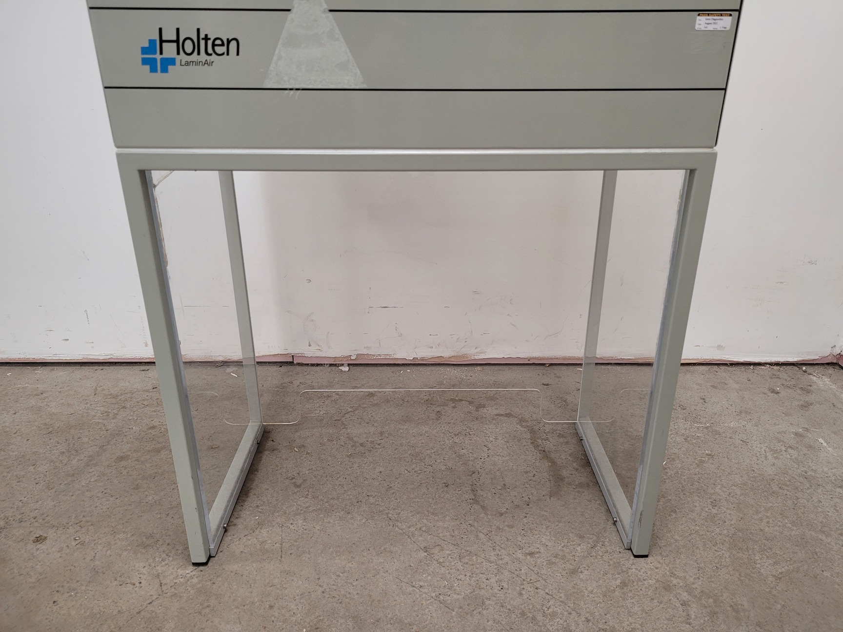 Image of Holten LaminAir Type - HV MINI 3 Benchtop Vertical Laminar Flow Cabinet Lab