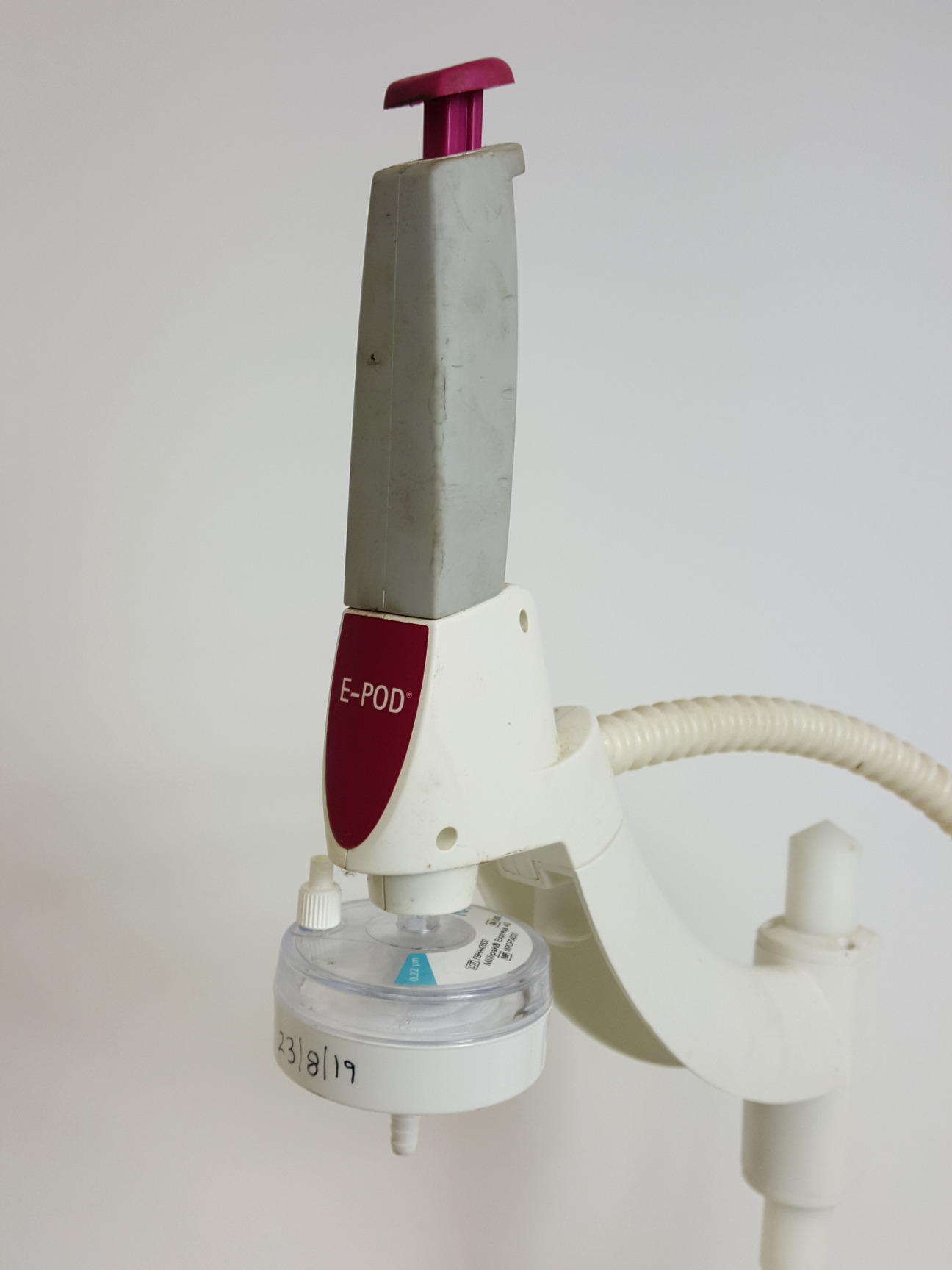 Image of Millipore Elix Advantage 3 Water Purification System with E-Pod Remote Dispenser